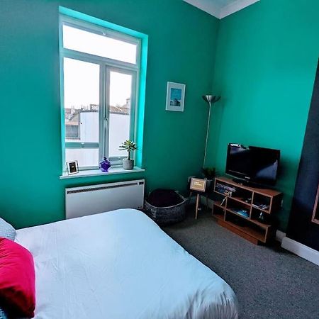Central Brighton Studio By The Beach Εξωτερικό φωτογραφία
